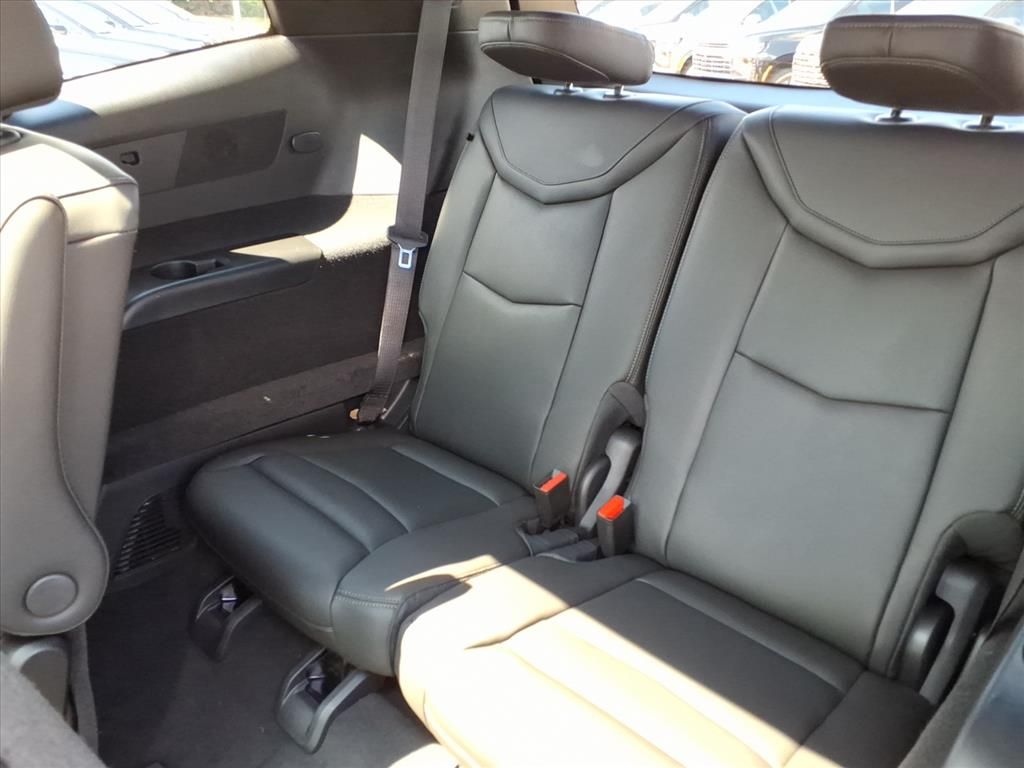 Thumbnail: 2025 Cadillac XT6 - 14