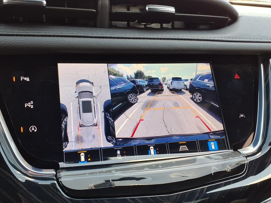 Thumbnail: 2025 Cadillac XT6 - 20