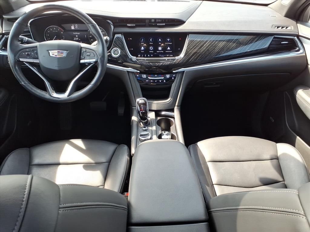 Thumbnail: 2022 Cadillac XT6 - 2