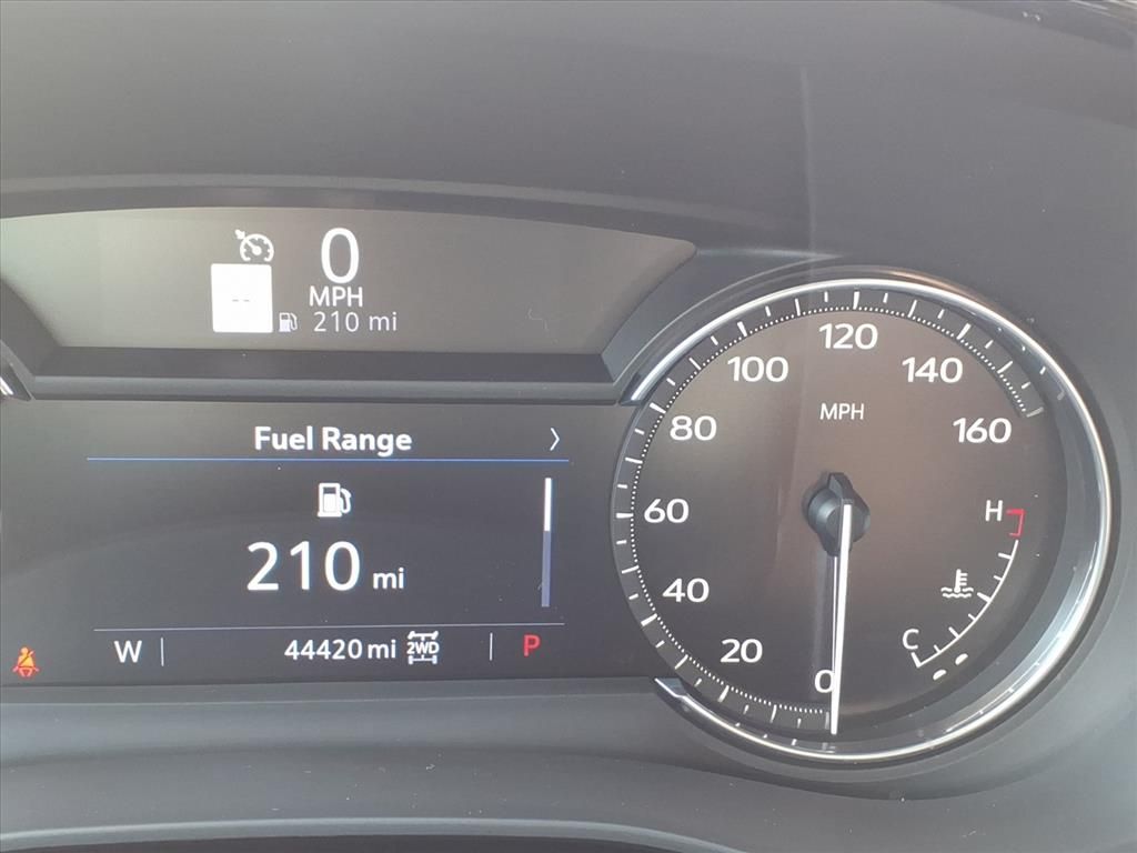 Thumbnail: 2022 Cadillac XT6 - 13