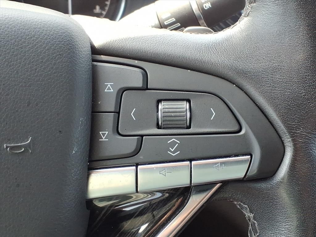 Thumbnail: 2022 Cadillac XT6 - 27