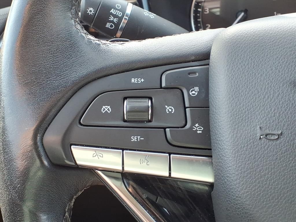 Thumbnail: 2022 Cadillac XT6 - 26