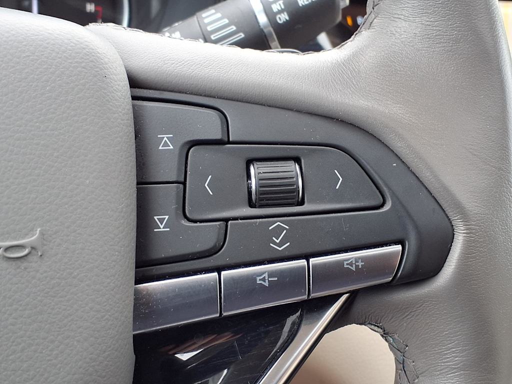 Thumbnail: 2024 Cadillac XT6 - 25