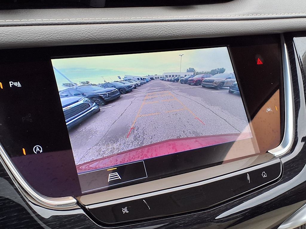 Thumbnail: 2024 Cadillac XT6 - 21