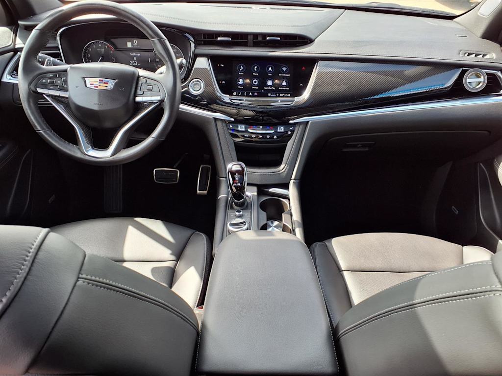 Thumbnail: 2025 Cadillac XT6 - 2