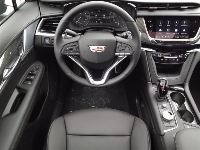 2024 Cadillac XT6 Sport 7