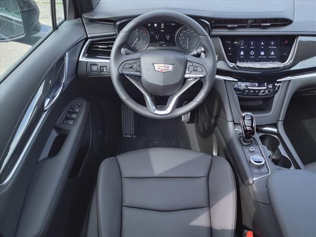 2025 Cadillac XT6 Sport 7