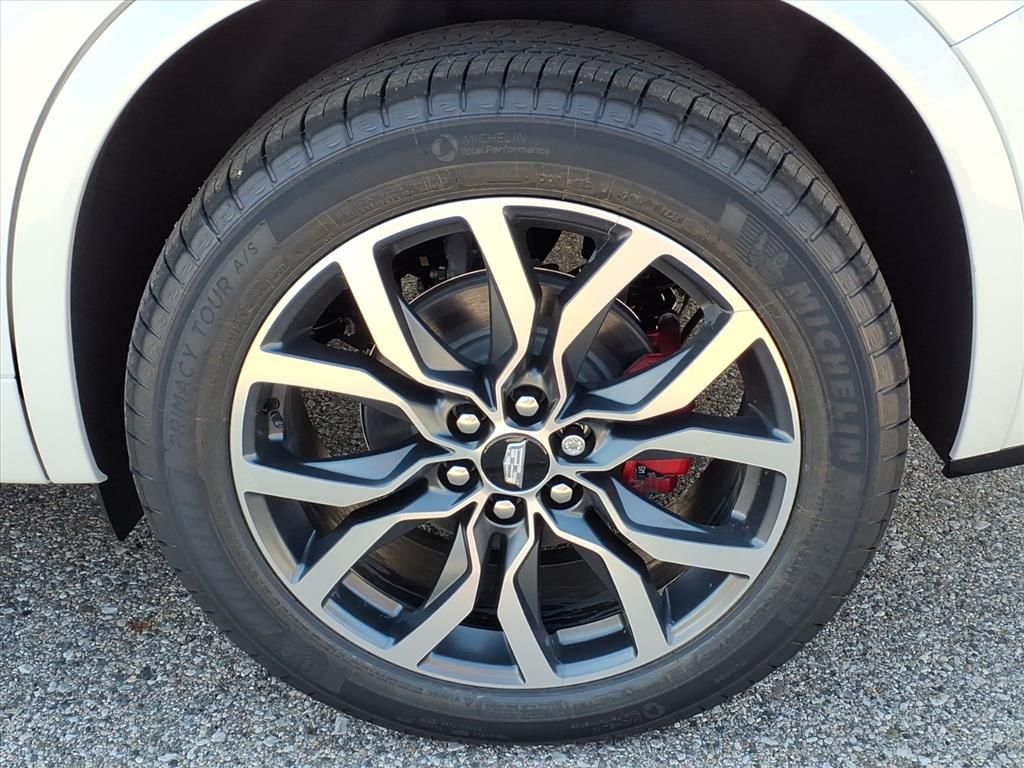 Thumbnail: 2025 Cadillac XT6 - 6