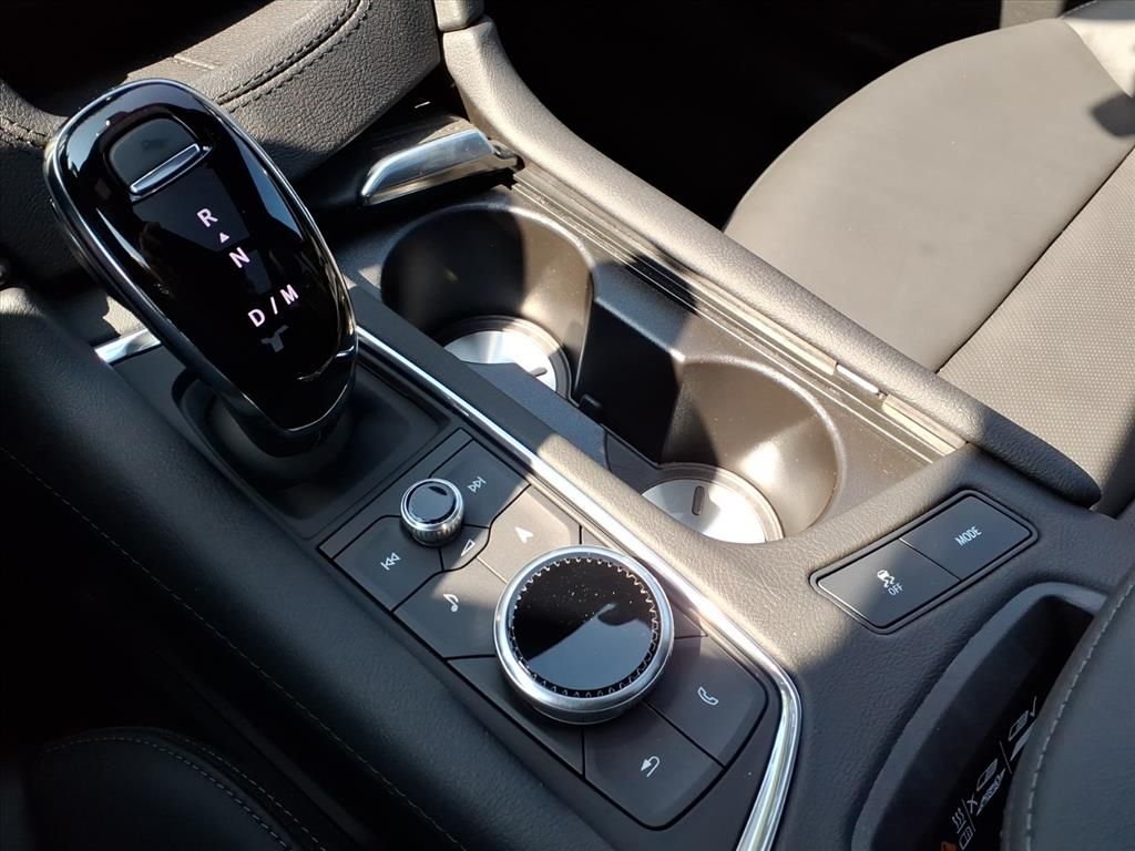 Thumbnail: 2025 Cadillac XT6 - 20