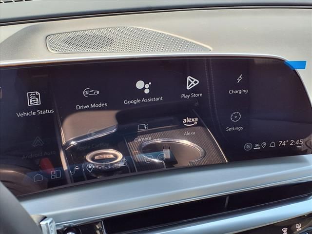 2025 Cadillac Lyriq Luxury 1 10