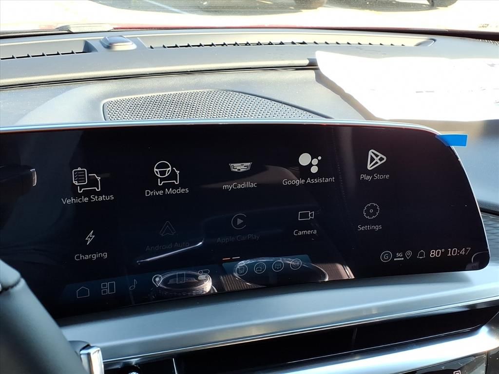 Thumbnail: 2026 Cadillac Lyriq - 10