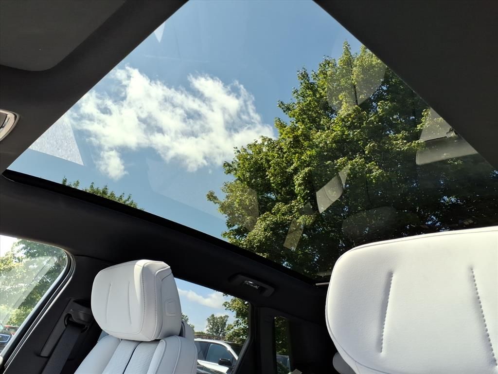 Thumbnail: 2026 Cadillac Lyriq - 13