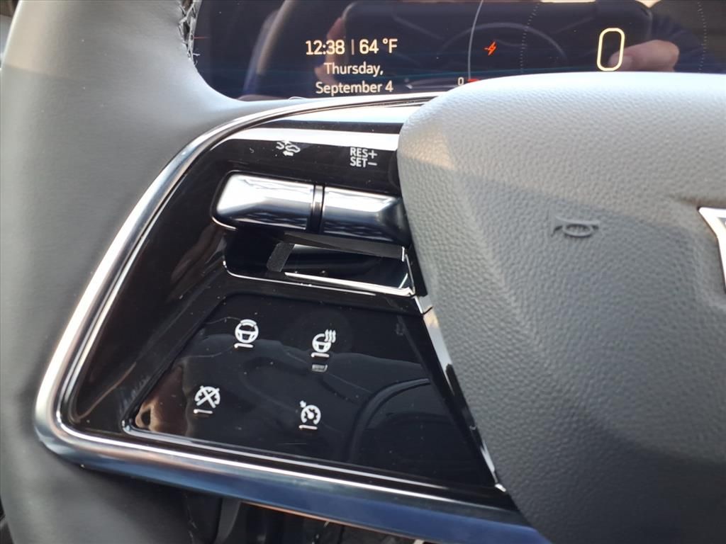 Thumbnail: 2026 Cadillac Lyriq - 20