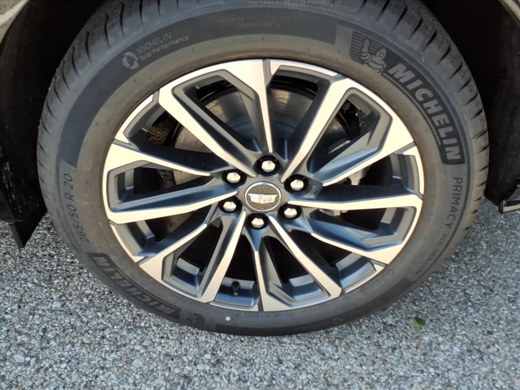 Thumbnail: 2026 Cadillac Lyriq - 6