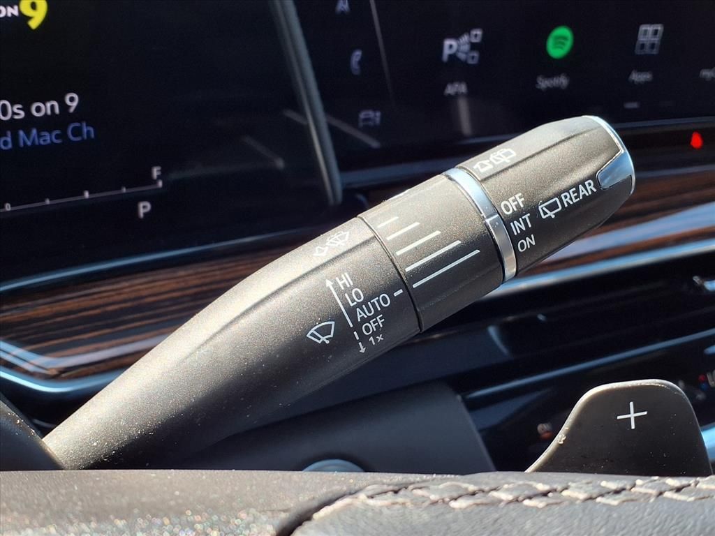 Thumbnail: 2024 Cadillac Escalade - 21