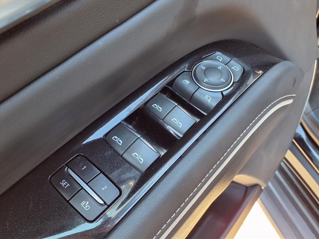 Thumbnail: 2024 Cadillac Escalade - 17