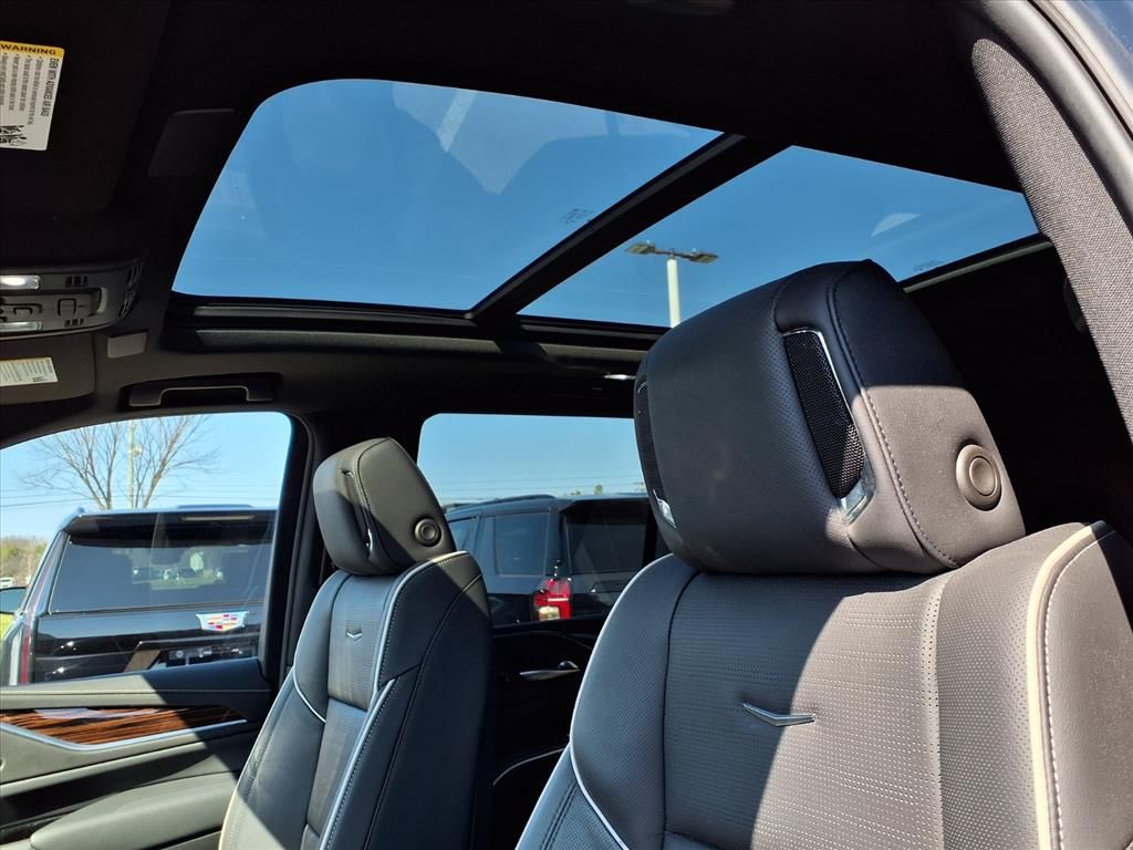 Thumbnail: 2024 Cadillac Escalade - 19