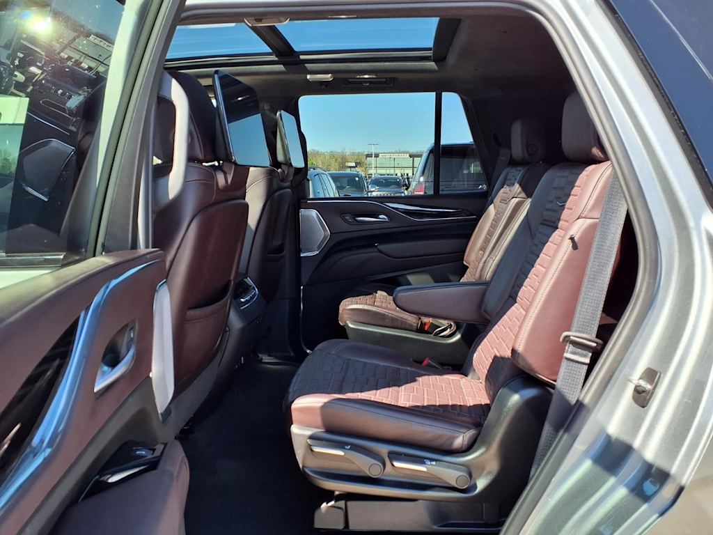 Thumbnail: 2024 Cadillac Escalade - 11