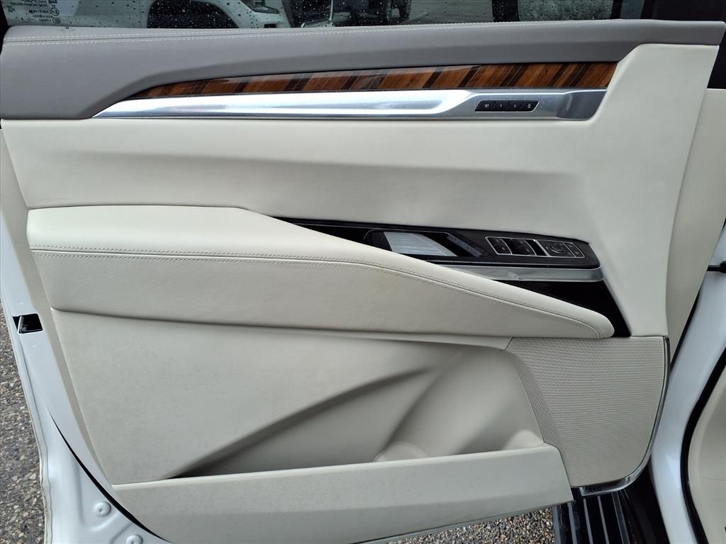 Thumbnail: 2025 Cadillac Escalade - 19