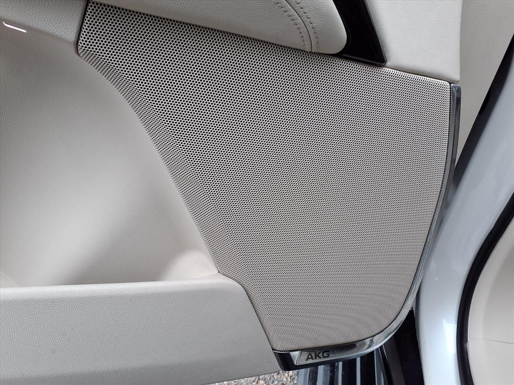 Thumbnail: 2025 Cadillac Escalade - 10