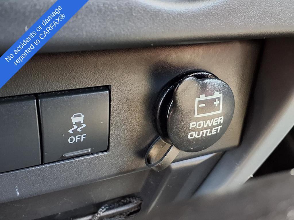 Thumbnail: 2010 Jeep Wrangler - 26