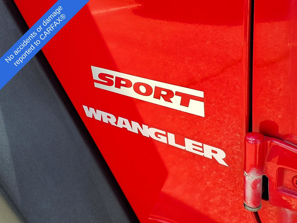 Thumbnail: 2010 Jeep Wrangler - 6