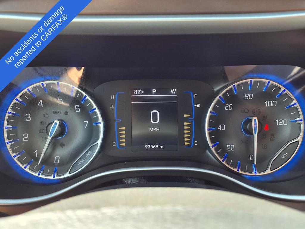 Thumbnail: 2018 Chrysler Pacifica - 14