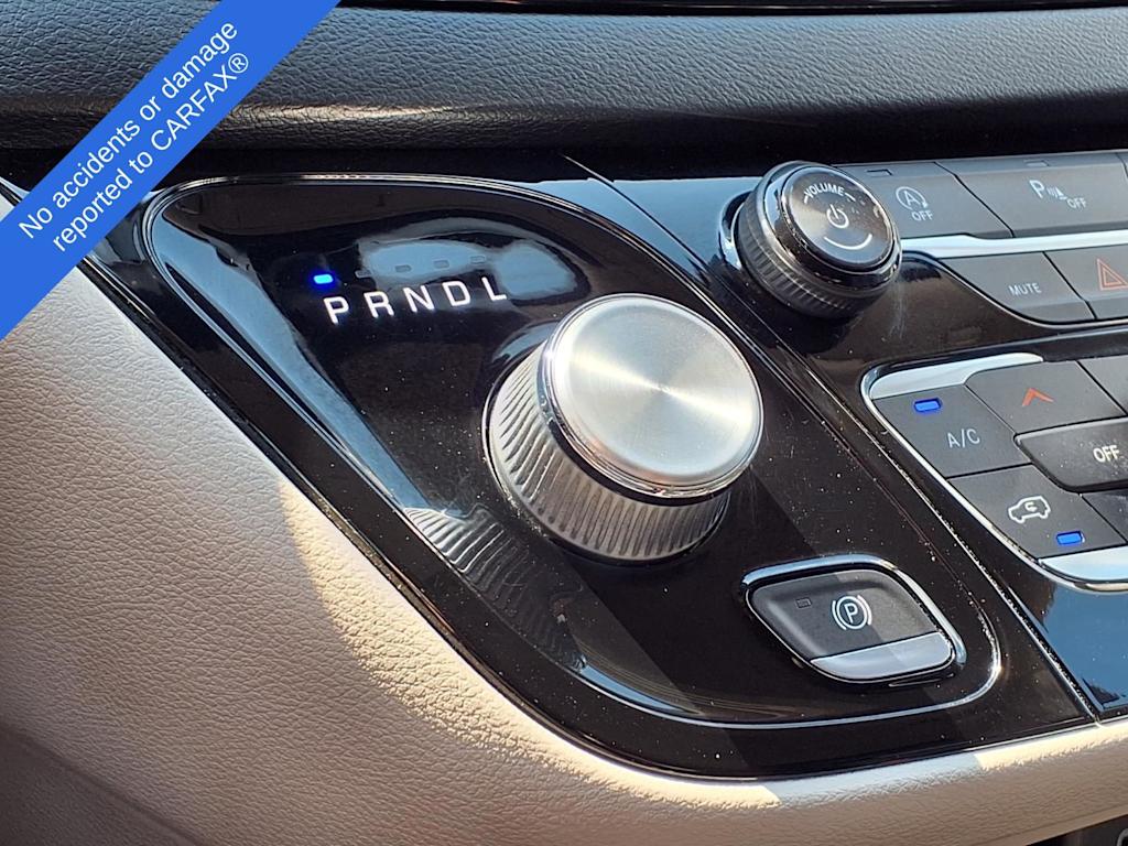 Thumbnail: 2018 Chrysler Pacifica - 26