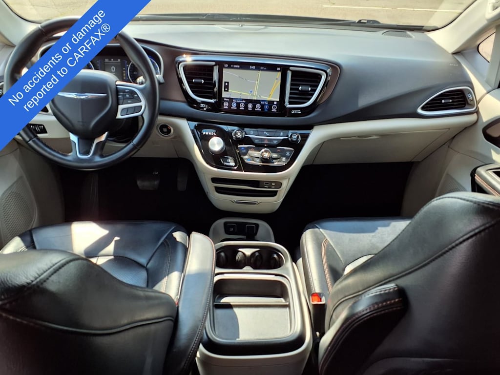 Thumbnail: 2018 Chrysler Pacifica - 2