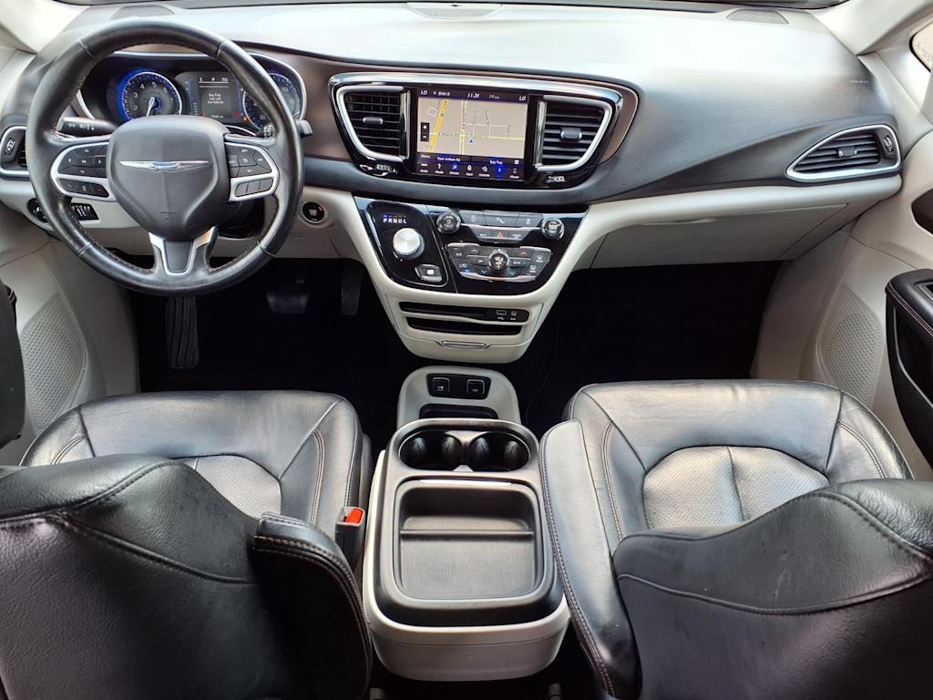 Thumbnail: 2019 Chrysler Pacifica - 2