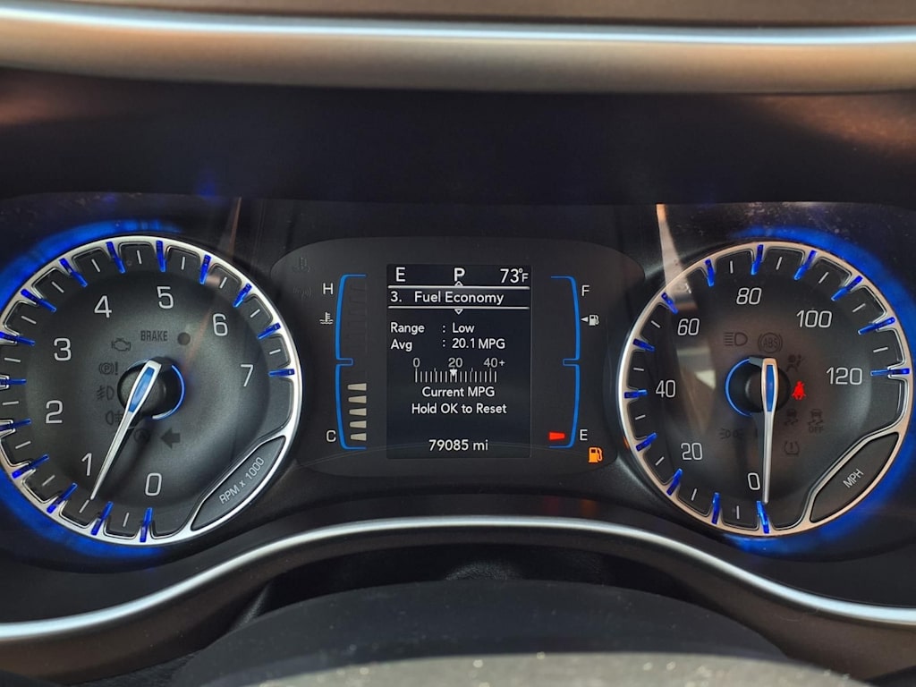 Thumbnail: 2019 Chrysler Pacifica - 13