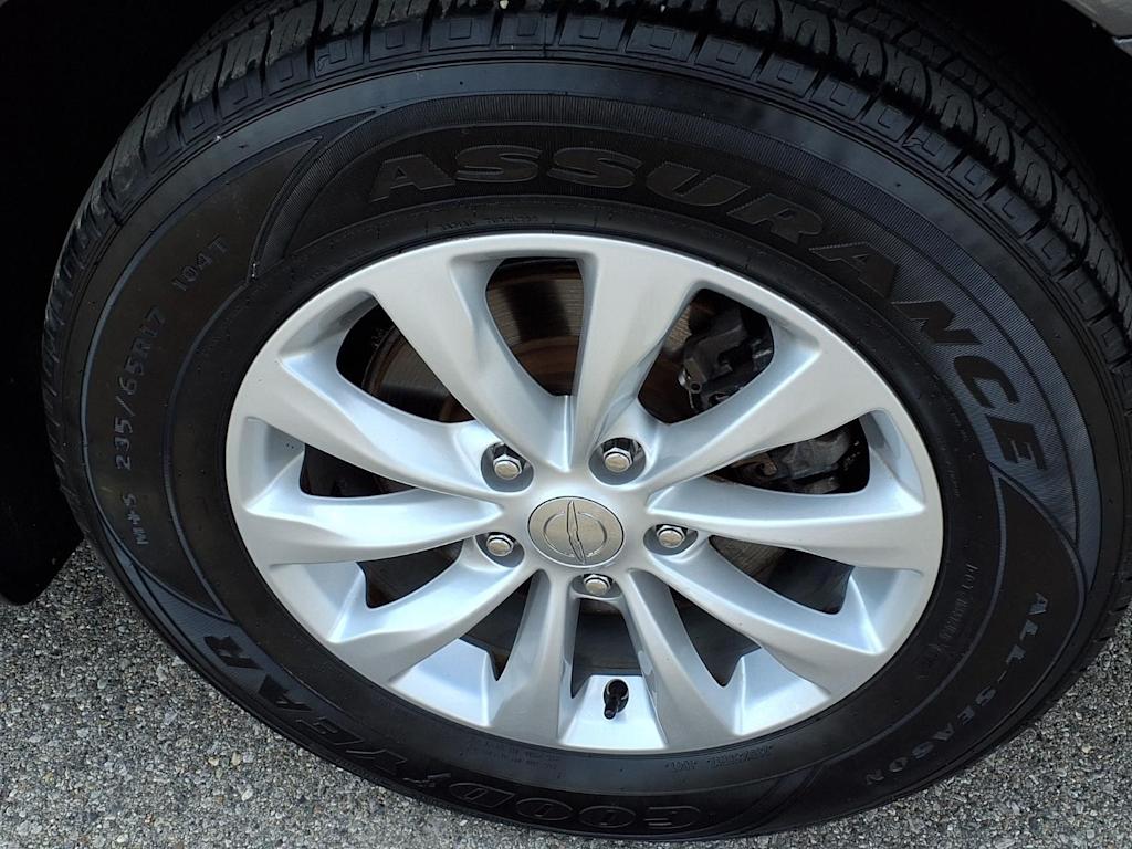Thumbnail: 2019 Chrysler Pacifica - 7
