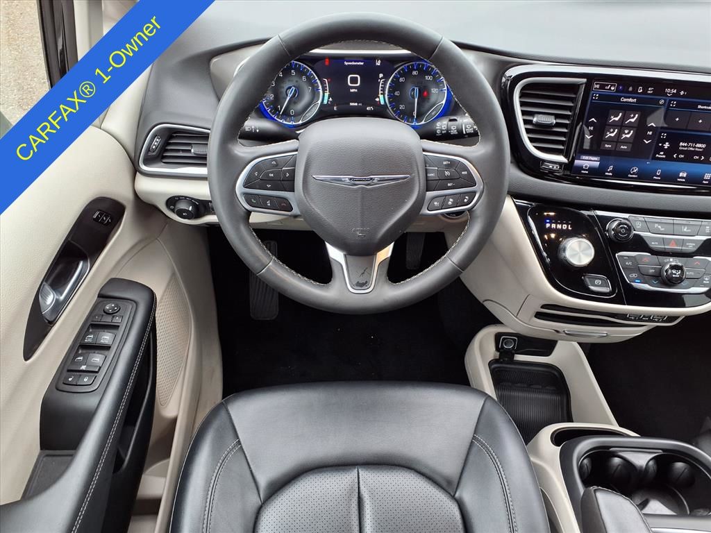 Thumbnail: 2024 Chrysler Pacifica - 8