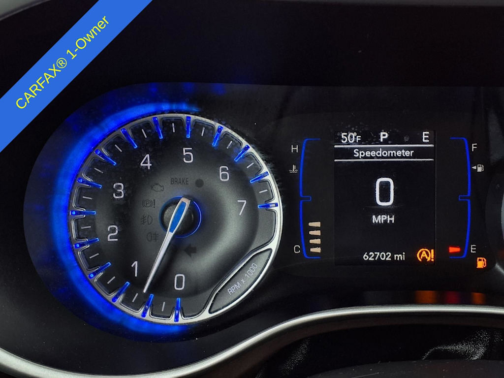 Thumbnail: 2018 Chrysler Pacifica - 12