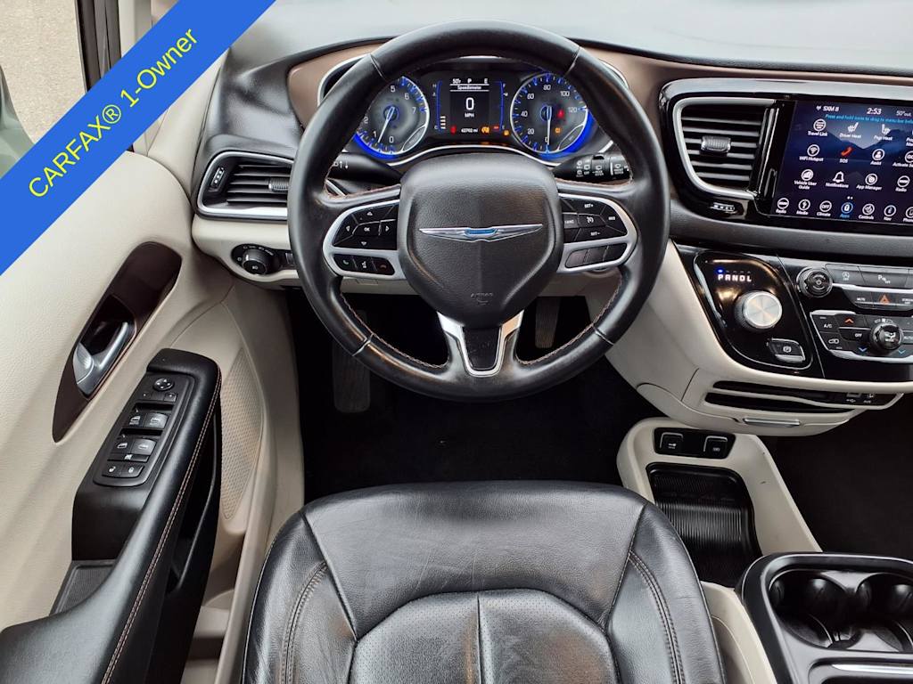 Thumbnail: 2018 Chrysler Pacifica - 7