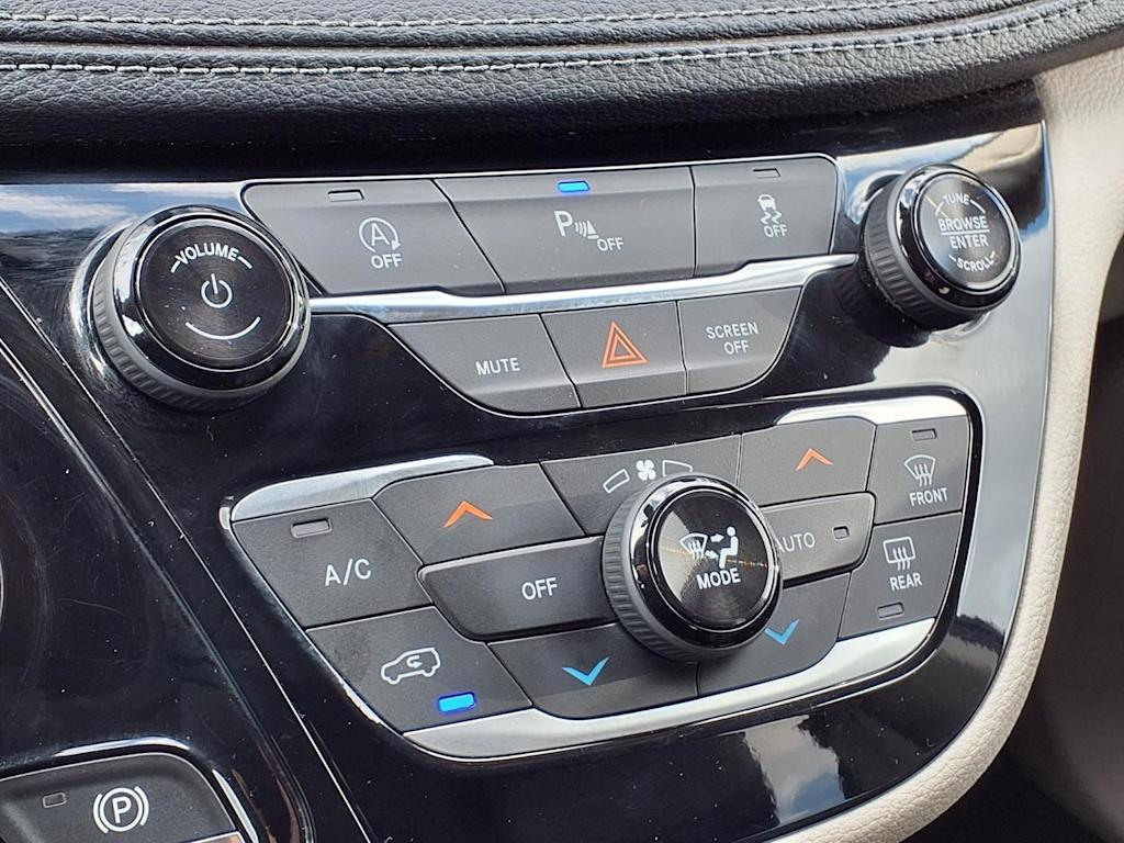 Thumbnail: 2019 Chrysler Pacifica - 27