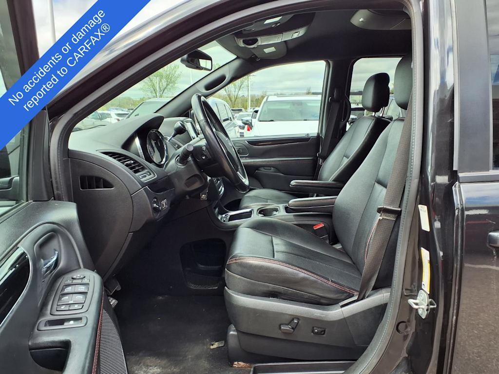 Thumbnail: 2018 Dodge Grand Caravan - 10