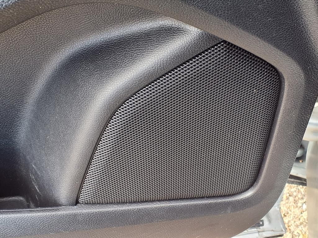 Thumbnail: 2017 Ford Edge - 10