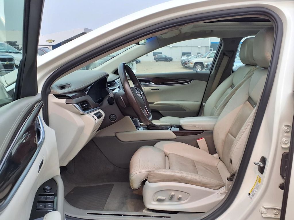 Thumbnail: 2015 Cadillac XTS - 9