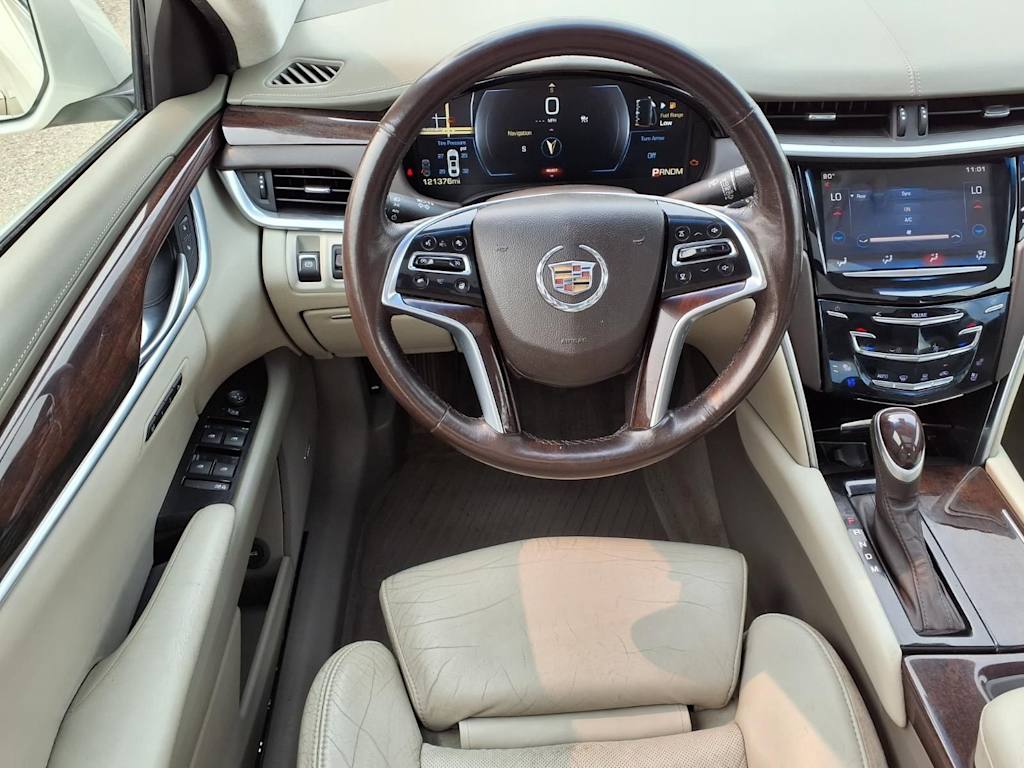 Thumbnail: 2015 Cadillac XTS - 8