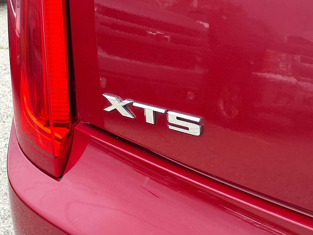 Thumbnail: 2013 Cadillac XTS - 6