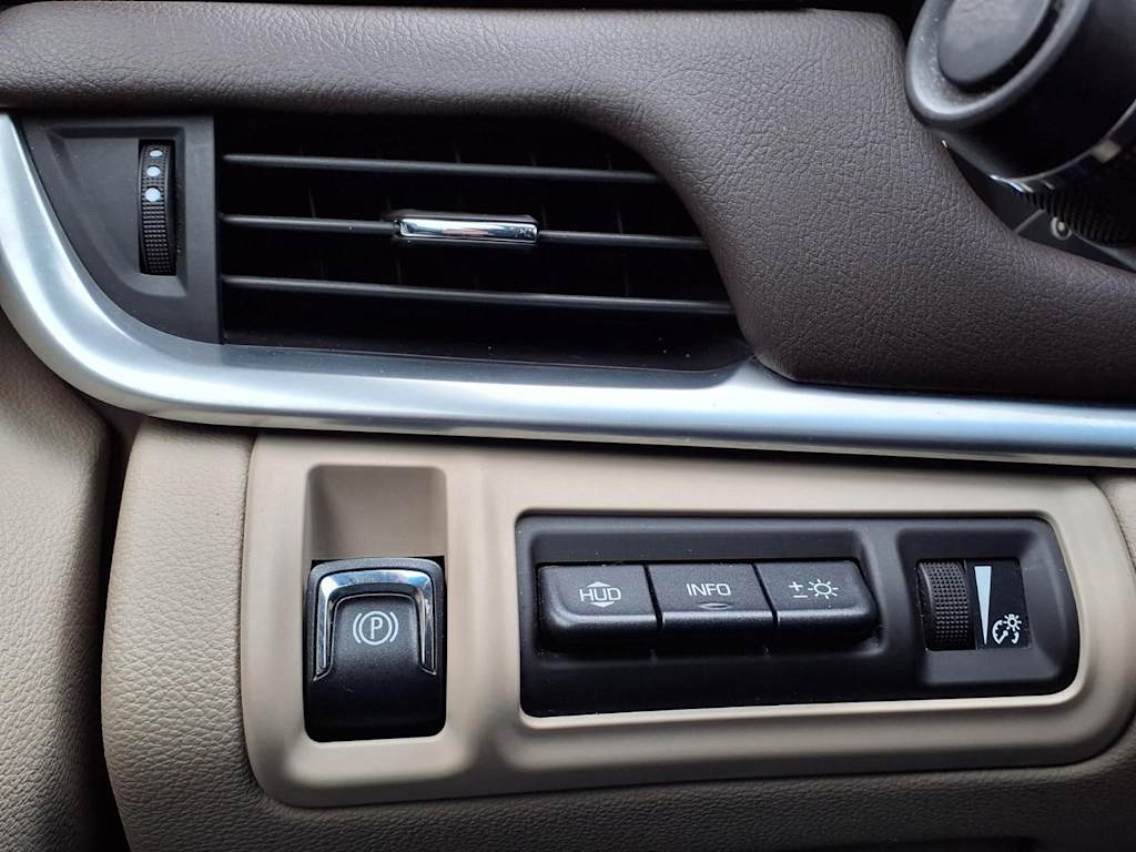 Thumbnail: 2013 Cadillac XTS - 27