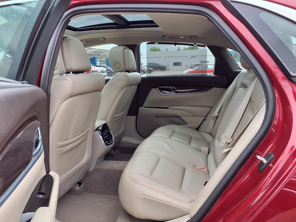 Thumbnail: 2013 Cadillac XTS - 10