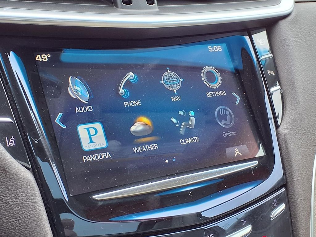 Thumbnail: 2013 Cadillac XTS - 11