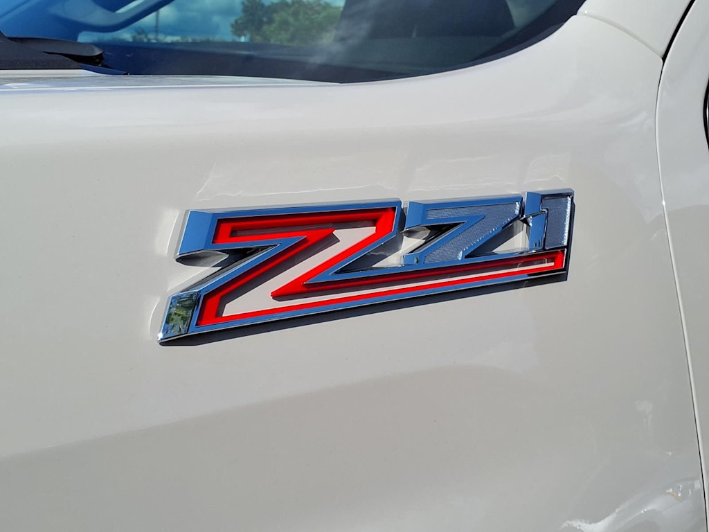 Thumbnail: 2026 Chevrolet Silverado 2500 - 6