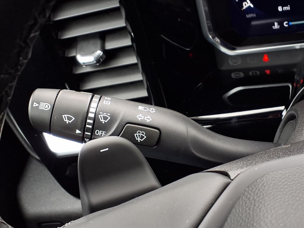 Thumbnail: 2026 Chevrolet Silverado 1500 - 12