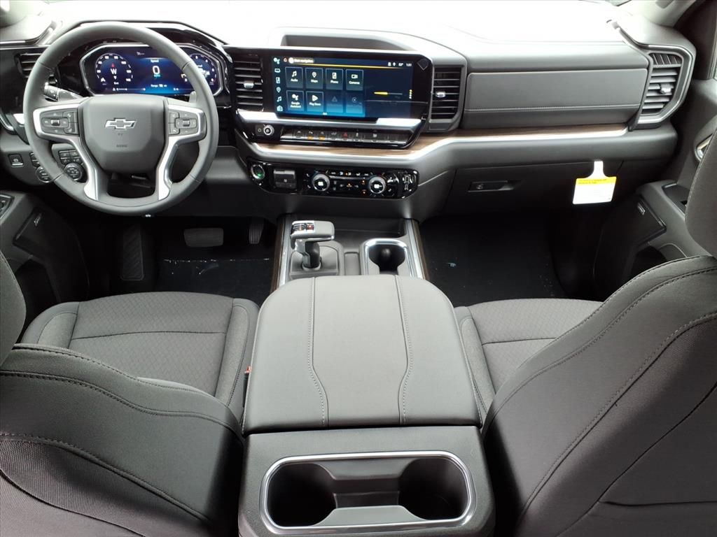 Thumbnail: 2026 Chevrolet Silverado 1500 - 2