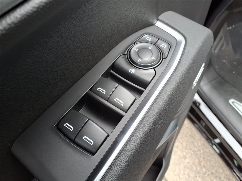 Thumbnail: 2026 Chevrolet Silverado 1500 - 16