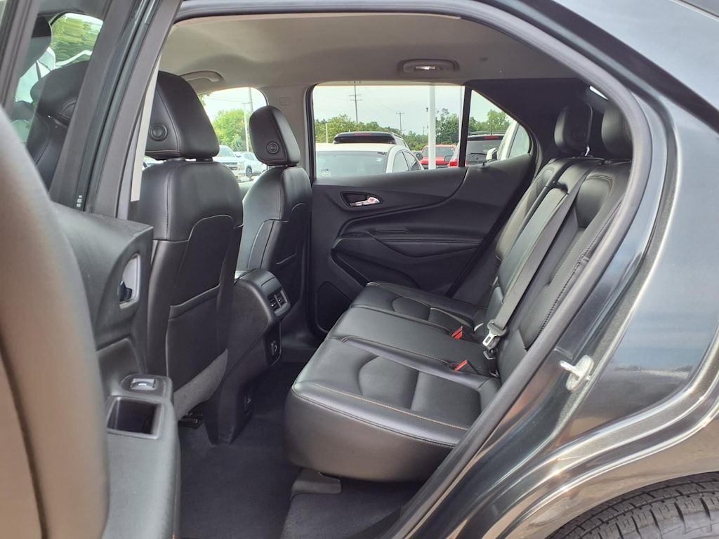 Thumbnail: 2020 Chevrolet Equinox - 10