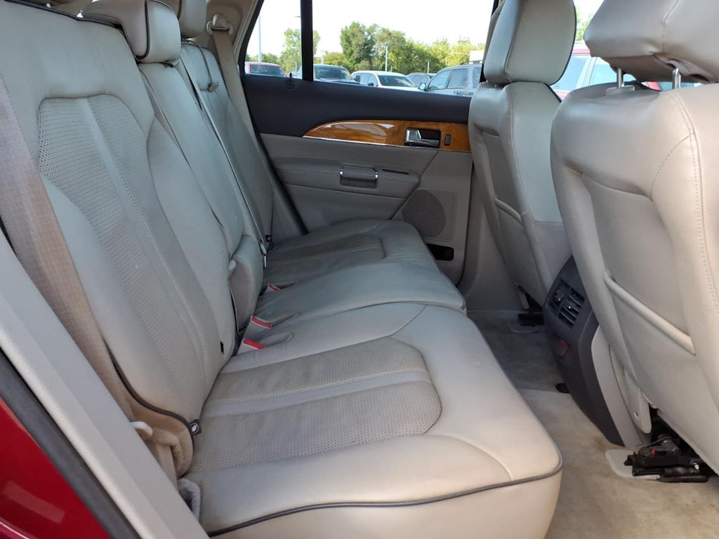Thumbnail: 2015 Lincoln MKX - 18
